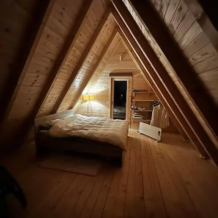 With Outdoor Jacuzzi Near Sarajevo Horská chata