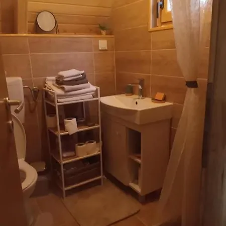 With Outdoor Jacuzzi Near Sarajevo Horská chata Pale