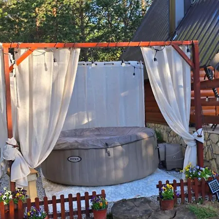 With Outdoor Jacuzzi Near Sarajevo